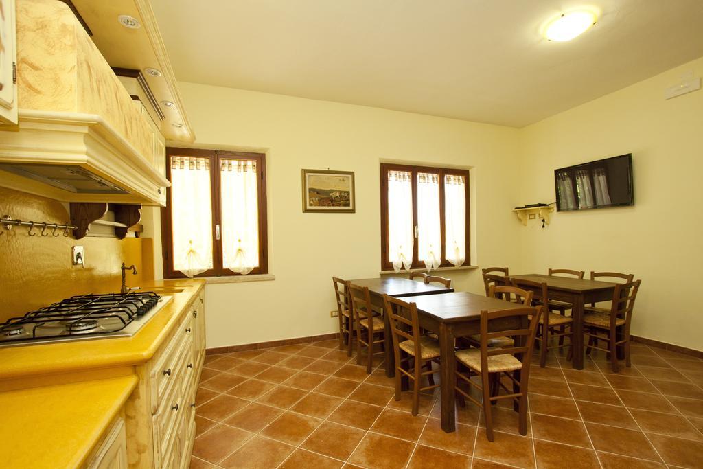 Le Camere Di Nonna Mara Montescudaio Kültér fotó