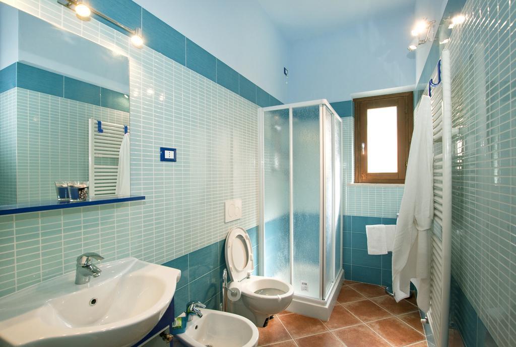 Le Camere Di Nonna Mara Montescudaio Szoba fotó